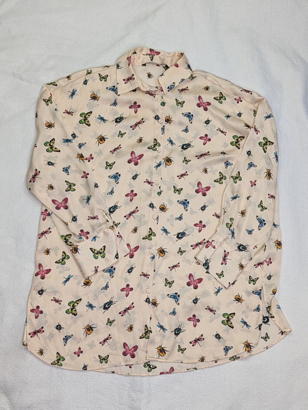 Zara Butterfly Insect Bugs Print Button Up Blouse Size Small Cream Satin Collar